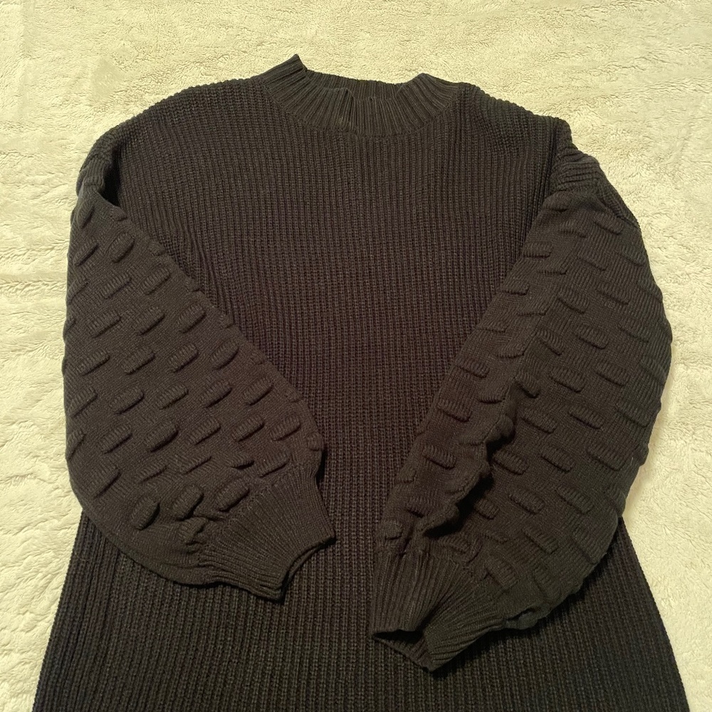 Black oversized sweater